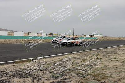 media/Jun-01-2025-CalClub SCCA (Sun) [[eae223c5dd]]/Group 6/Race (Front Straight)/